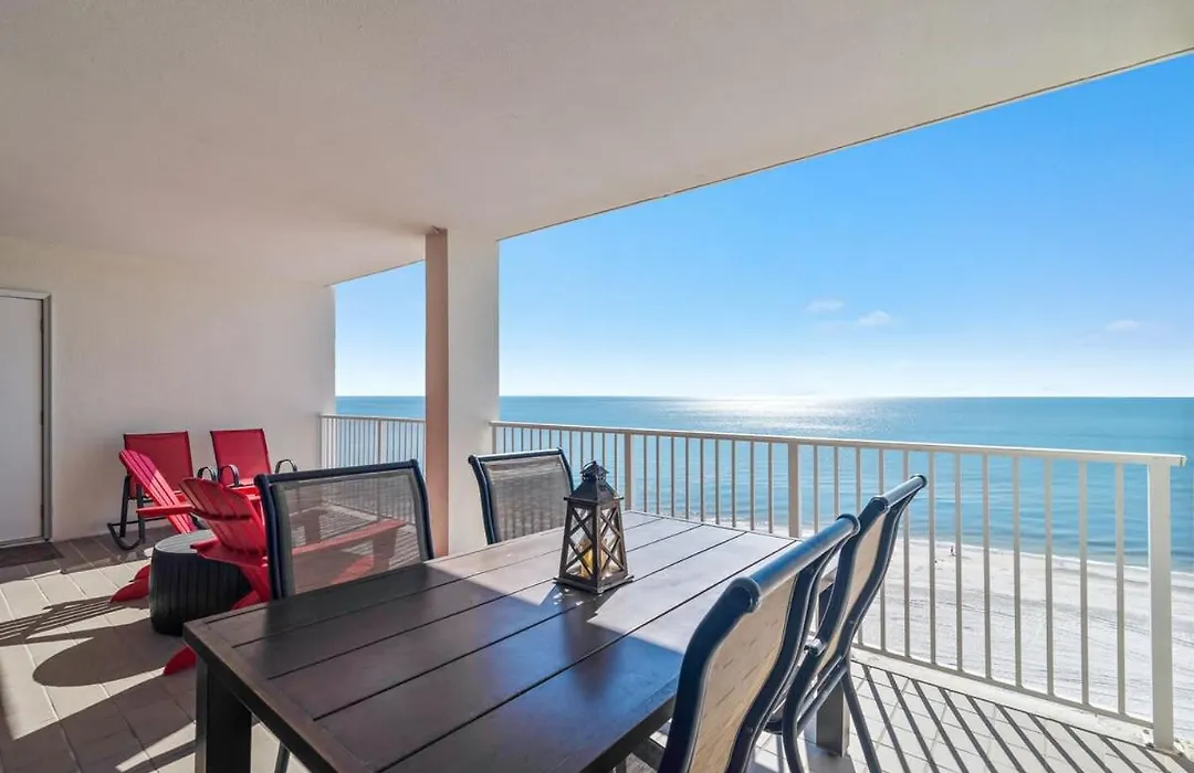 Windward Pointe 1104 Free Chair And Umbrella Rental 3 Bedrooms Beachfront-1